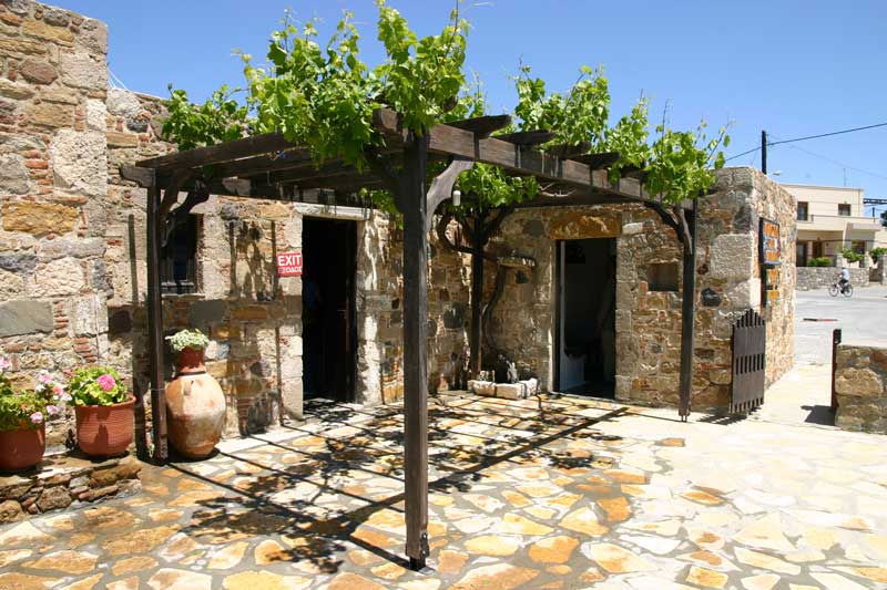 Fenareti - Traditional House.