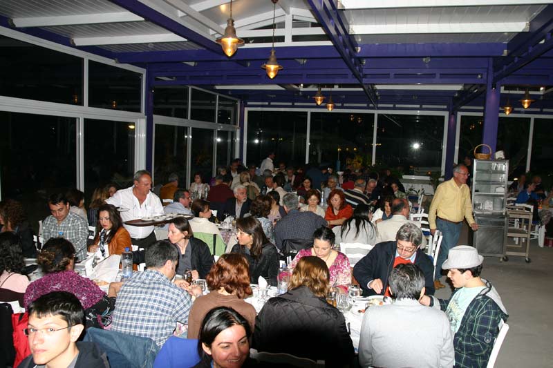 Fenareti - Dinner with Music & Dans.