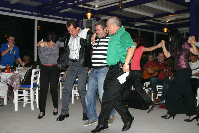 Fenareti - Dinner with Music & Dans.