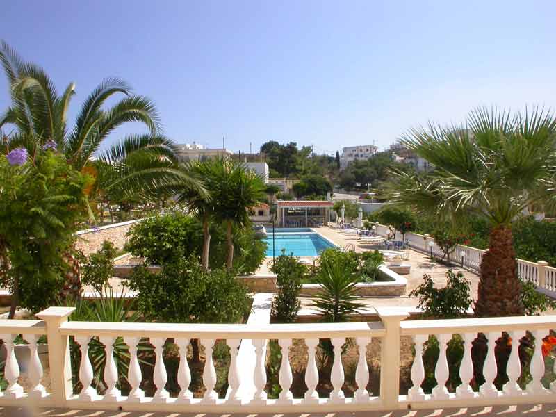 Marilen Apartment Hotel