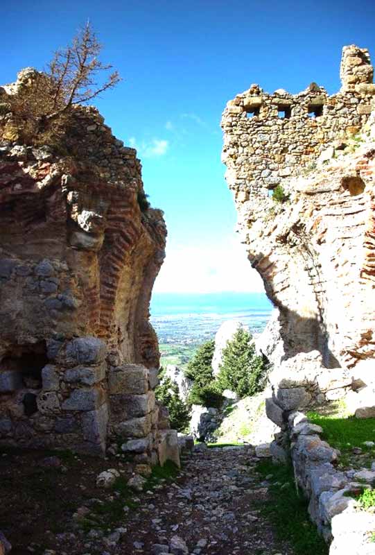 Panorama - Gate of the Castle of Pyli.