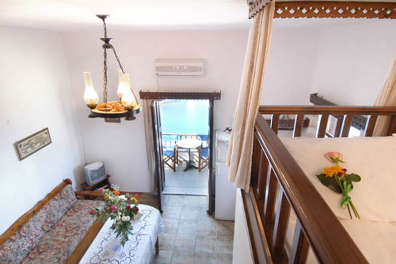 The Vivamare Traditional Studios at Astipalaia